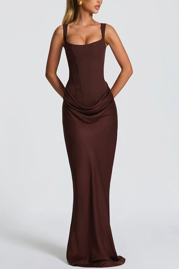 Liora | Vestido largo con elegante escote cuadrado