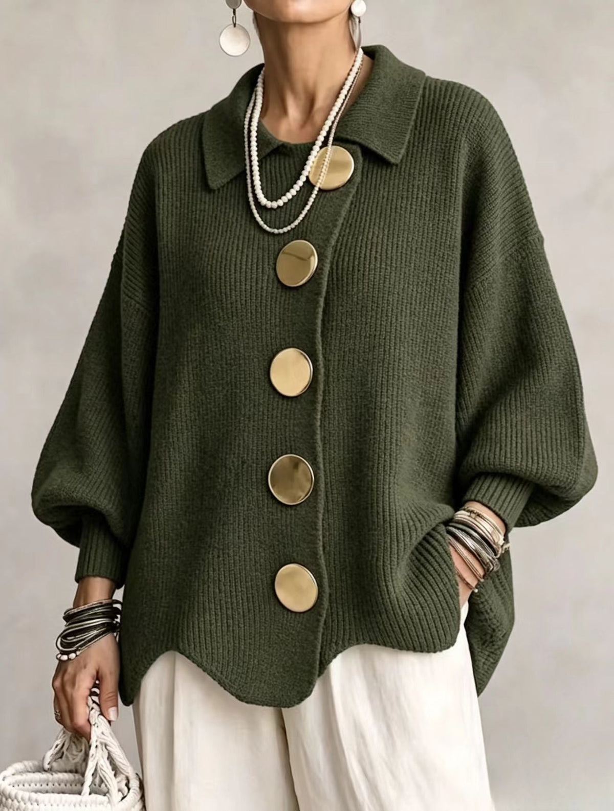 Victoire | Cárdigan oversize con botones dorados grandes